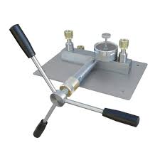 Bàn tạo áp kiểu thủy lực Sika
